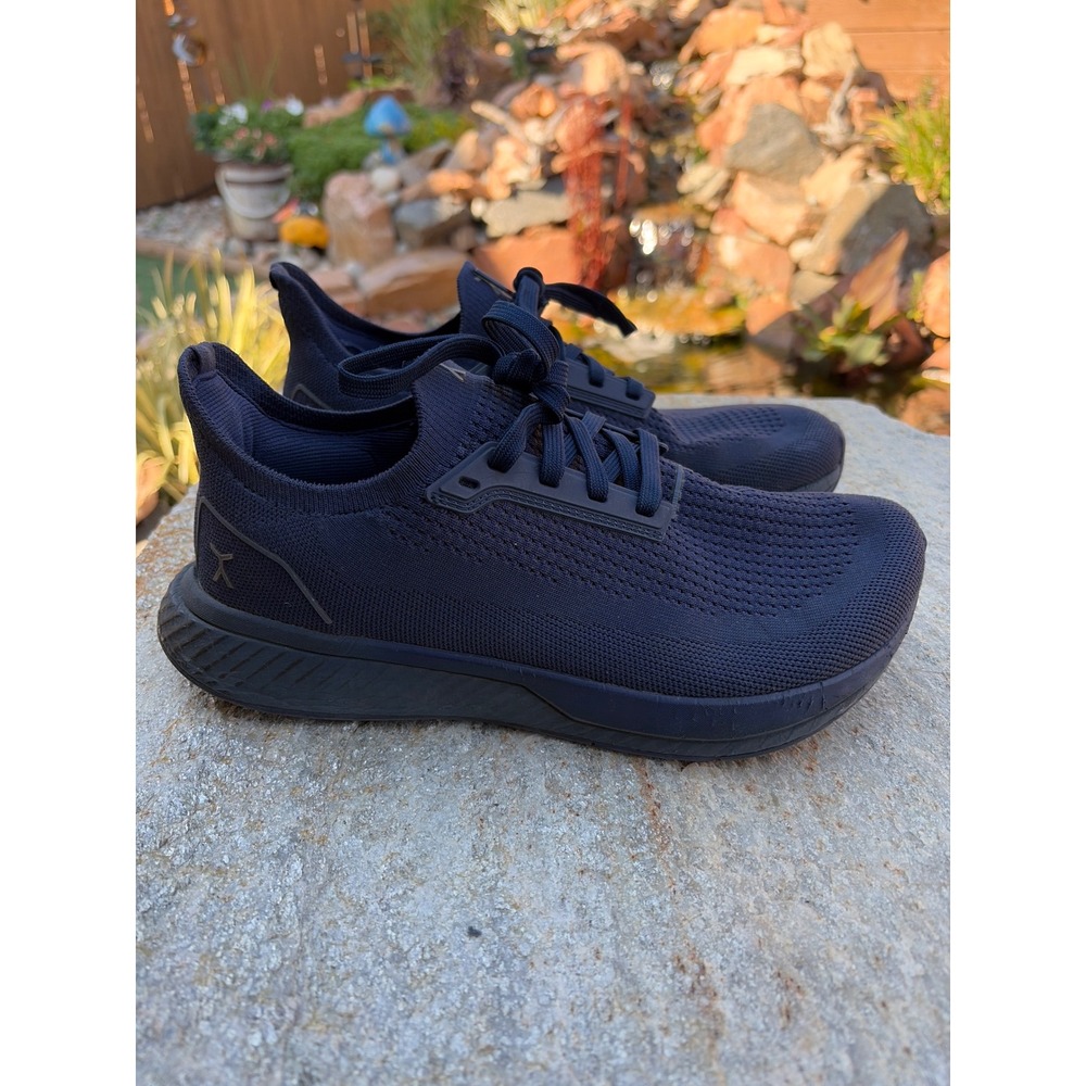 Flux Footwear Adapt Mens 8.5 Navy Blue Knit Training Running Shoes PO 0054